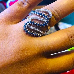 BLUE SILVER JEWEL STRETCHY RING